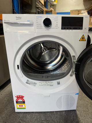 *Currrent Model *Beko 8kg Heat Pump Dryer with Steam and Wi-Fi BDPB803SW [Factory Second]