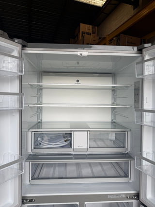 *Current Model* Fisher & Paykel Series 7 690L Quad Door Refrigerator with Ice and Water Stainless Steel RF730QNUVX1 [Factory Second]