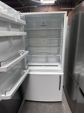 Fisher & Paykel 519L Bottom Mount Fridge [Refurbished]