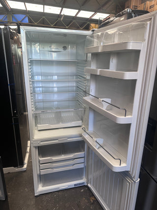Fisher and Paykel 402L Bottom Fridge [Refurbished]