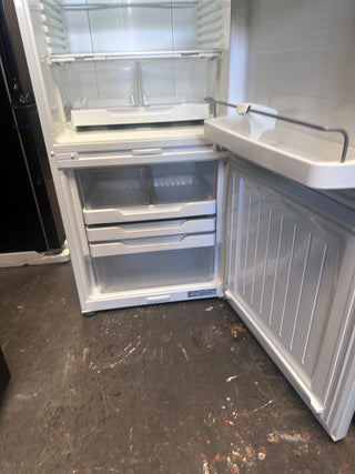 Fisher and Paykel 402L Bottom Fridge [Refurbished]