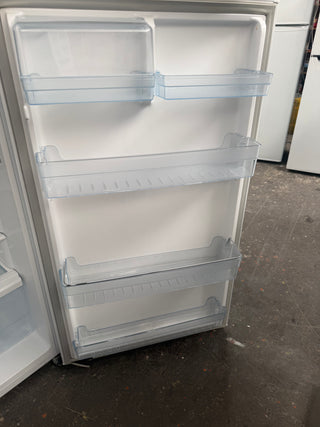Hisense 436L Top Mount Fridge [Refurbished ]