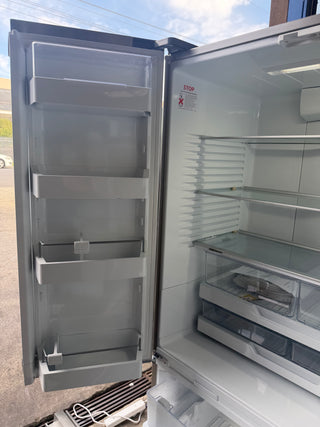 *Current Model* Fisher & Paykel 569L Freestanding French Door Fridge RF610ANUX5 [Factory Second]