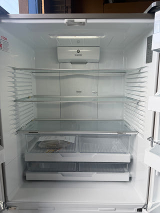 *Current Model* Fisher & Paykel 569L Freestanding French Door Fridge RF610ANUX5 [Factory Second]