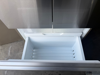 *Current Model* Fisher & Paykel 569L Freestanding French Door Fridge RF610ANUX5 [Factory Second]