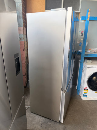 *Current Model* Fisher & Paykel 569L Freestanding French Door Fridge RF610ANUX5 [Factory Second]