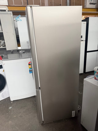 Fisher & Paykel  519L Stainless Steel Bottom Mount Refrigerator [Refurbished]