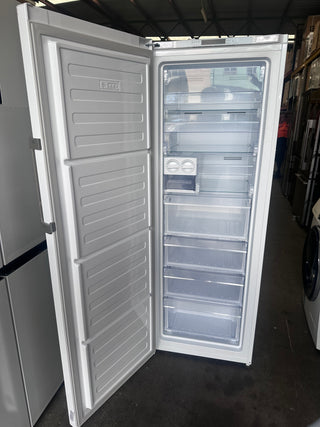 *Made in Europe* Beko 256L Upright Frost Free Freezer BVF290W [Carton Damaged - 12 Months warranty]