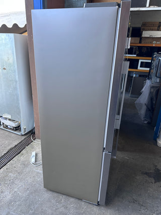 * Current Model * Fisher & Paykel Series 7 487L French Door Refrigerator with Ice and Water Stainless Steel RF522ADUX5 [Factory Second]