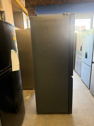 *Current Model* Hitachi 569L RWB640VT0X-1MGW Fridge with Non-Plumbed Ice Maker - Glass Matte White [Carton Damage ]