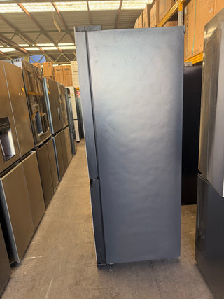 *Current Model* Hitachi 569L RWB640VT0X-1MGW Fridge with Non-Plumbed Ice Maker - Glass Matte White [Carton Damage ]