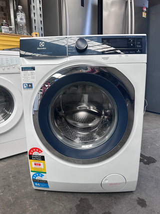 Electrolux 10kg Front Load with AutoDose [Refurbished]
