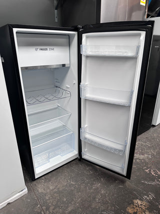 Hisense 157L Bar Fridge [Refurbished]