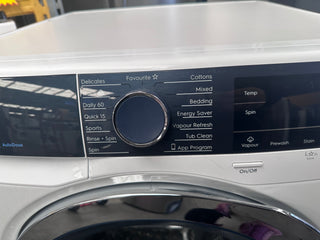 Electrolux 10kg Front Load with AutoDose [Refurbished]