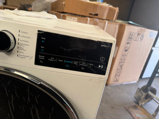 Beko 9kg Autodose WiFi Connected Washing Machine with Steam BFLB904ADW [Factory Second] - DMS Appliances