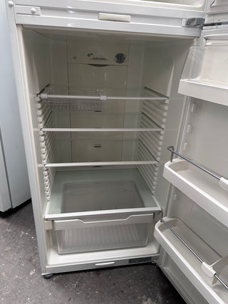 Fisher & Paykel 381L Fridge [Refurbished]