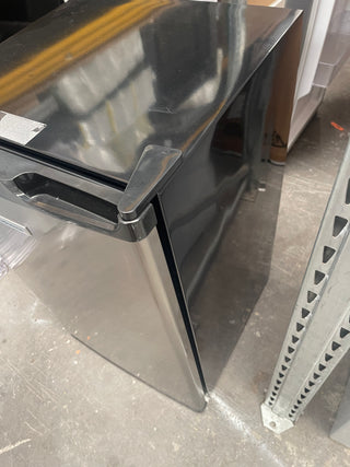 Hisense 120L Bar Fridge [Refurbished]