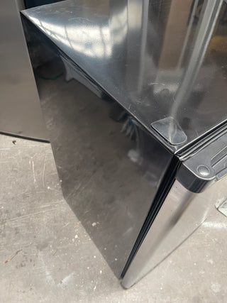 Hisense 120L Bar Fridge [Refurbished]