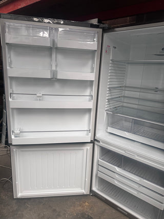 * Current Model * Fisher &Paykel Series 5 494L Stainless Steel Bottom Mount Refrigerator RF522BRPX6 - Left Hinge -  [Factory Second]