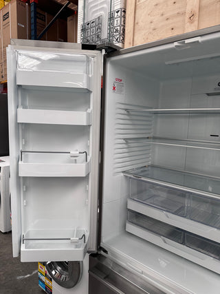 *Current Model* Fisher & Paykel Series 7 569L French Door Refrigerator Stainless Steel RF610ADX5 [Factory Second]