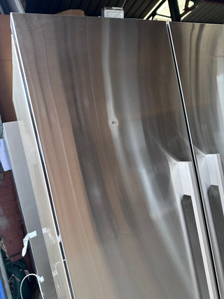 *Current Model *Fisher & Paykel 569L ActiveSmart French Door Fridge RF610ADUX5 [Factory Second]