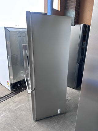 *Current Model *Fisher & Paykel 569L ActiveSmart French Door Fridge RF610ADUX5 [Factory Second]