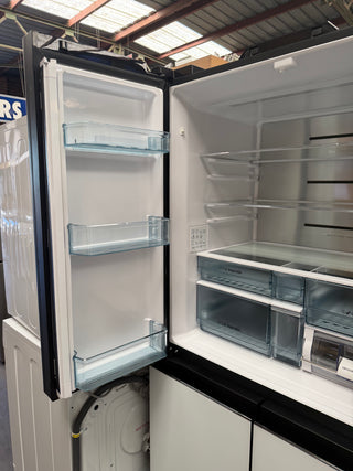 *Current Model* Hitachi 638L RWB640VT0XMGW Fridge with Non-Plumbed Ice Maker - Glass Matte White [Factory Second]
