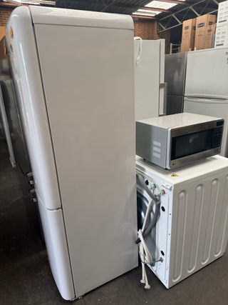 CHiQ 231L Retro Bottom Mount Fridge [Refurbished] - DMS Appliances