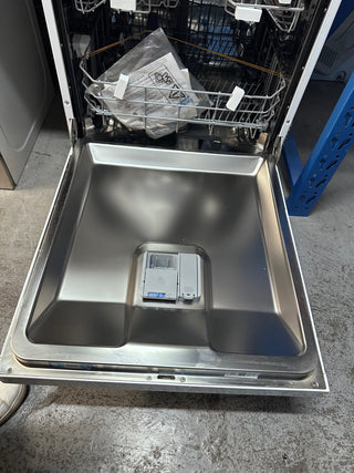 Beko Freestanding Dishwasher 14 Place White BDFB1410W [Factory Second]