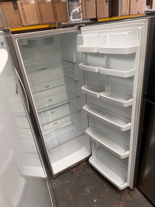 Fisher & Paykel 451L Upright Fridge [Refurbished]