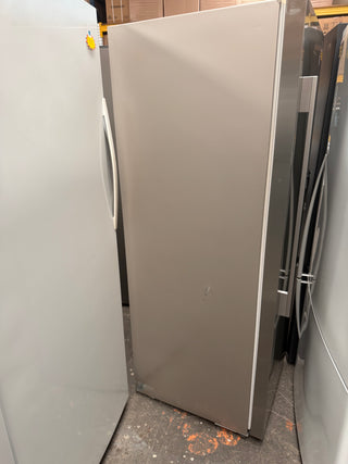 Fisher & Paykel 451L Upright Fridge [Refurbished]