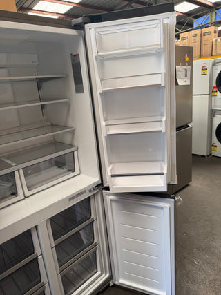 Fisher & Paykel Series 7 538L Quad Door Refrigerator with Ice and Water Black Stainless Steel RF605QNUVB1 [Factory Second]