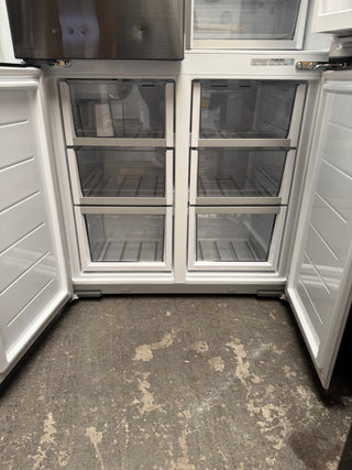 Fisher & Paykel Series 7 538L Quad Door Refrigerator with Ice and Water Black Stainless Steel RF605QNUVB1 [Factory Second]